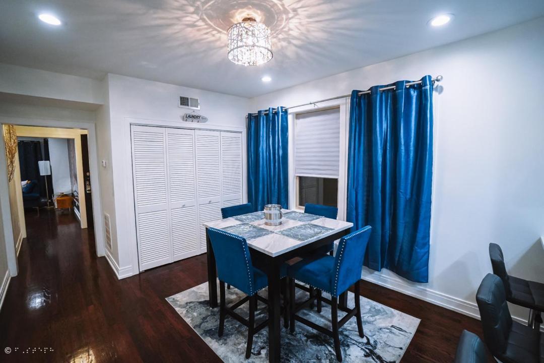 The Blue Golden Luxury Modern 3- Bedroom Apartment In Chicago Eksteriør bilde