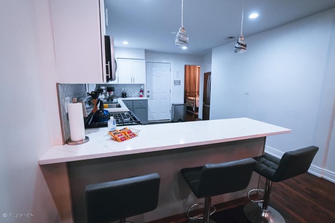 The Blue Golden Luxury Modern 3- Bedroom Apartment In Chicago Eksteriør bilde