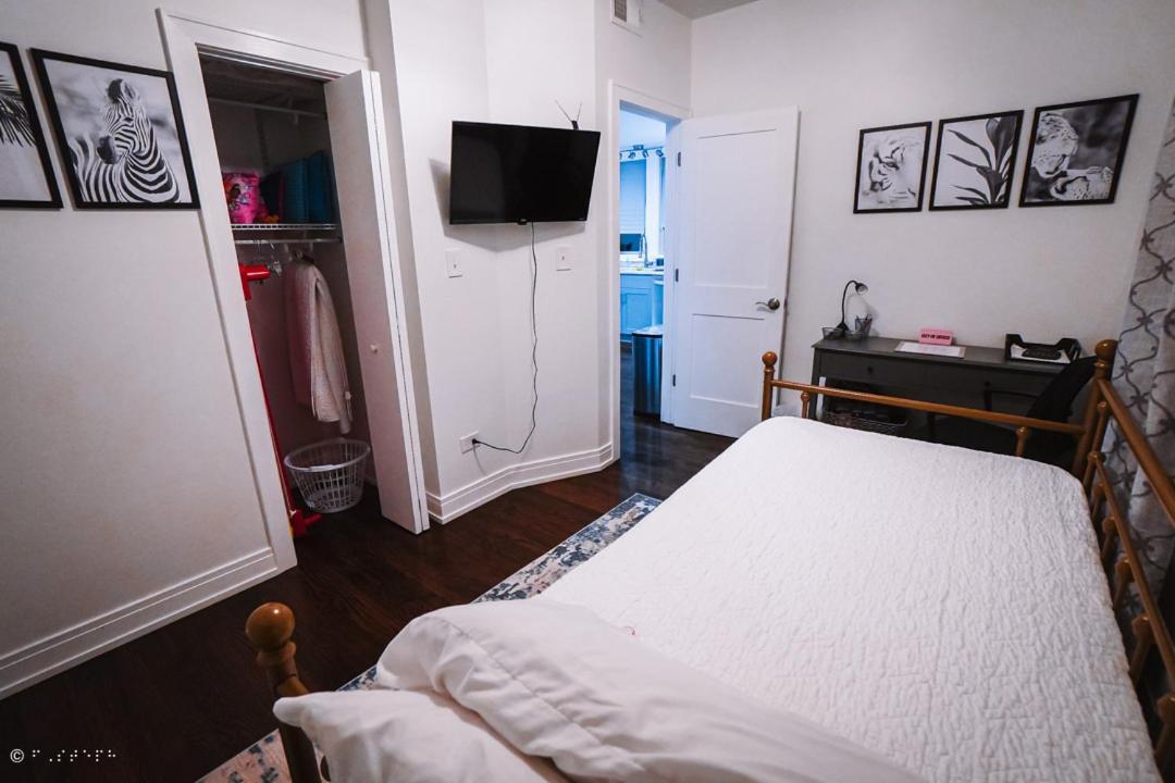 The Blue Golden Luxury Modern 3- Bedroom Apartment In Chicago Eksteriør bilde