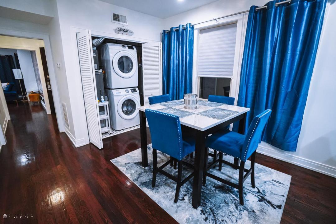 The Blue Golden Luxury Modern 3- Bedroom Apartment In Chicago Eksteriør bilde